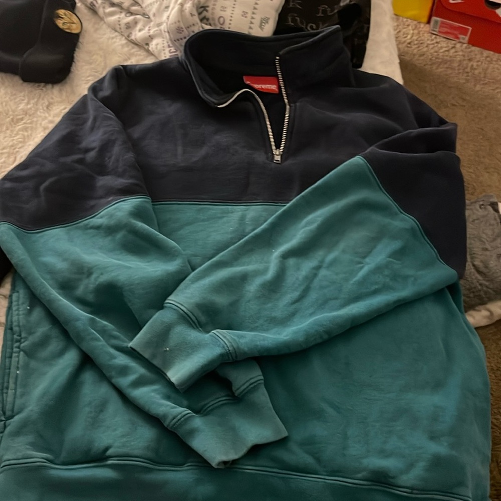 Supreme quarter zip